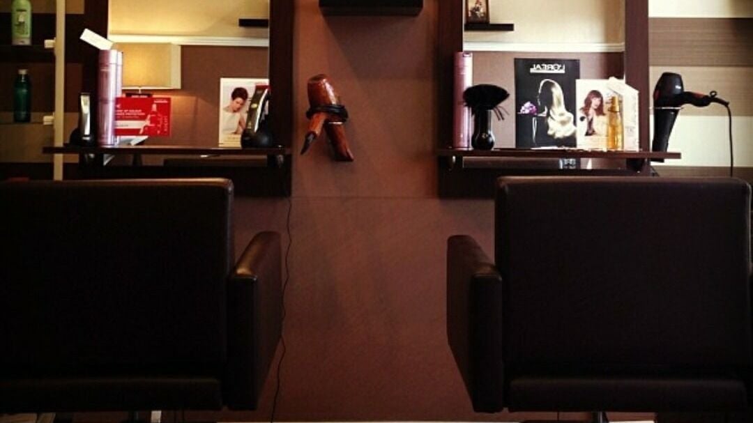 fb4e03ed-87e1-48b9-9429-51bf7b9a731d-rikkitheodosihair-gb-england-dudley-uppergornal-fresha-3303122