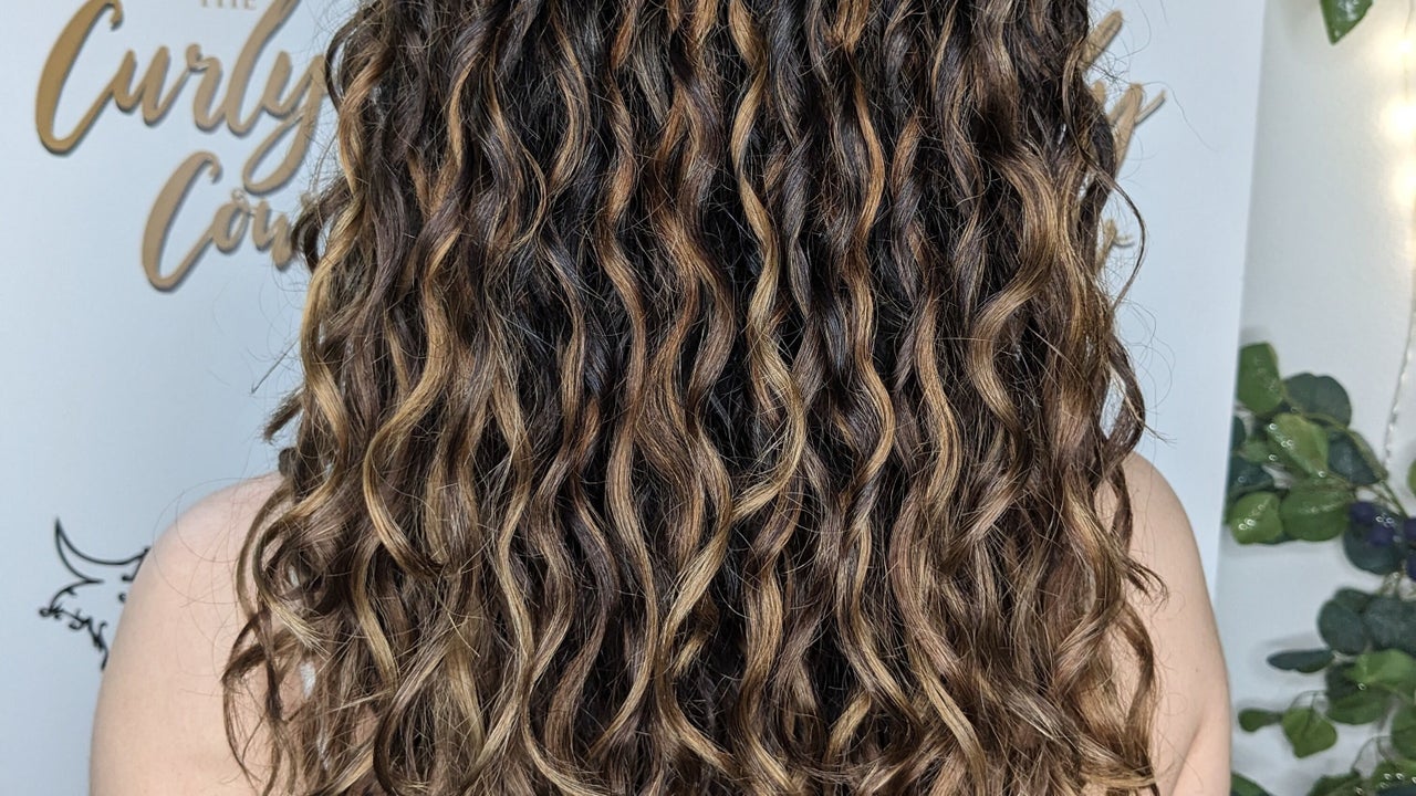 fb64d719-f599-4759-8d61-2c7b268bf054-curlycow-gb-england-westhoughton-fresha-9717254