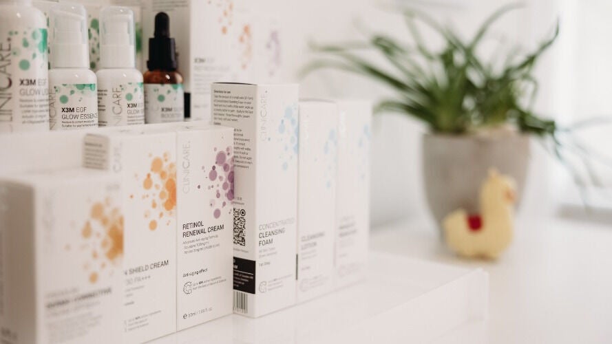 fb80c484-f8d2-4659-9a9d-d080b9046f29-prestigeskin-gb-england-drydrayton-scotlandroad-fresha-7889723