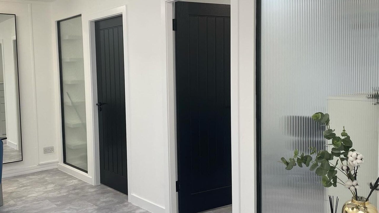 fb8be90c-de04-4652-805b-e0bb092132f1-pristinebeauty-beautytreatmentsdiary-gb-scotland-paisley-fresha-9727392