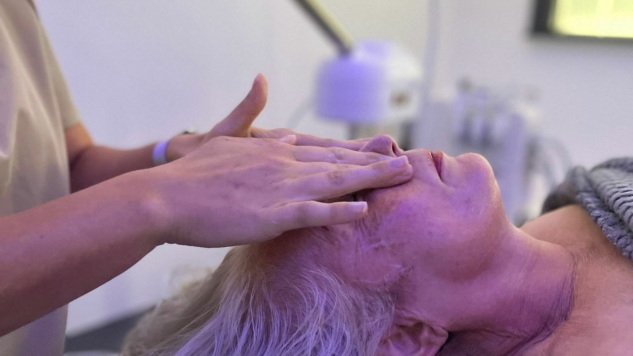 fc1d6b93-fb3b-47d2-a5b9-a6c3244ac91b-9093001