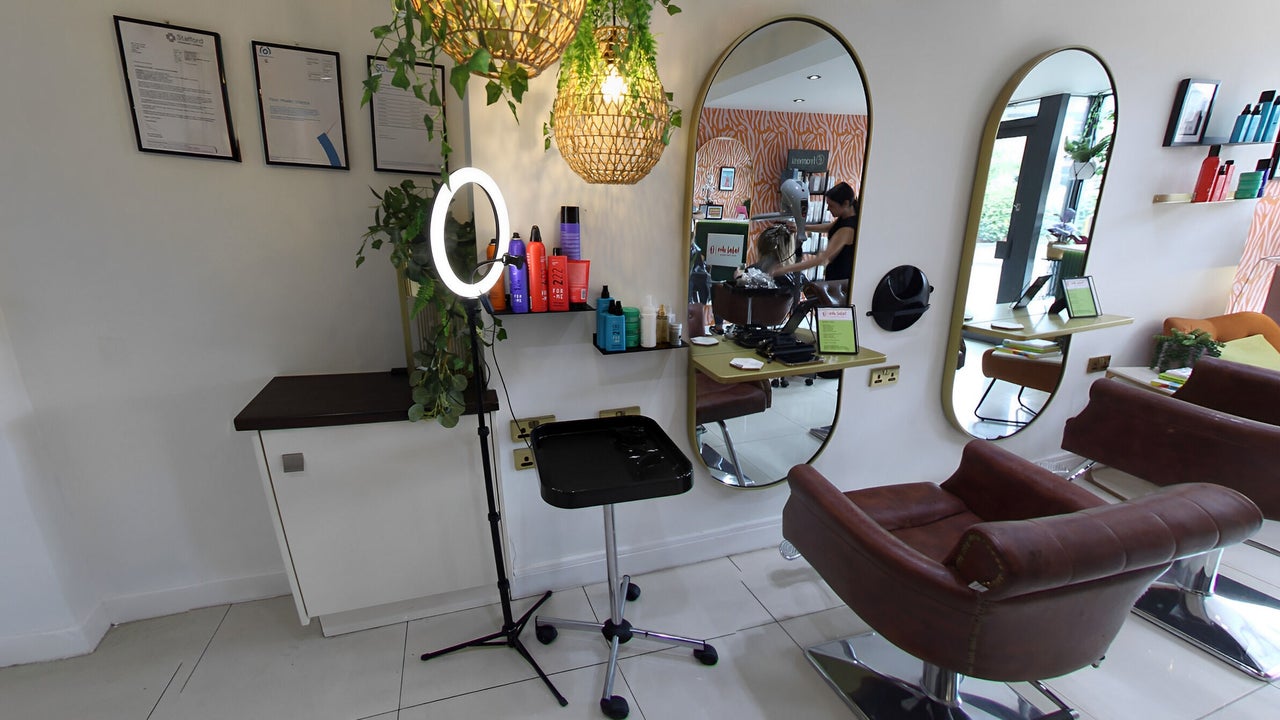 fc267136-434e-4091-b8fb-46b56cf25cd8-oohlalablowdrybar-gb-england-stone-fresha-1052269