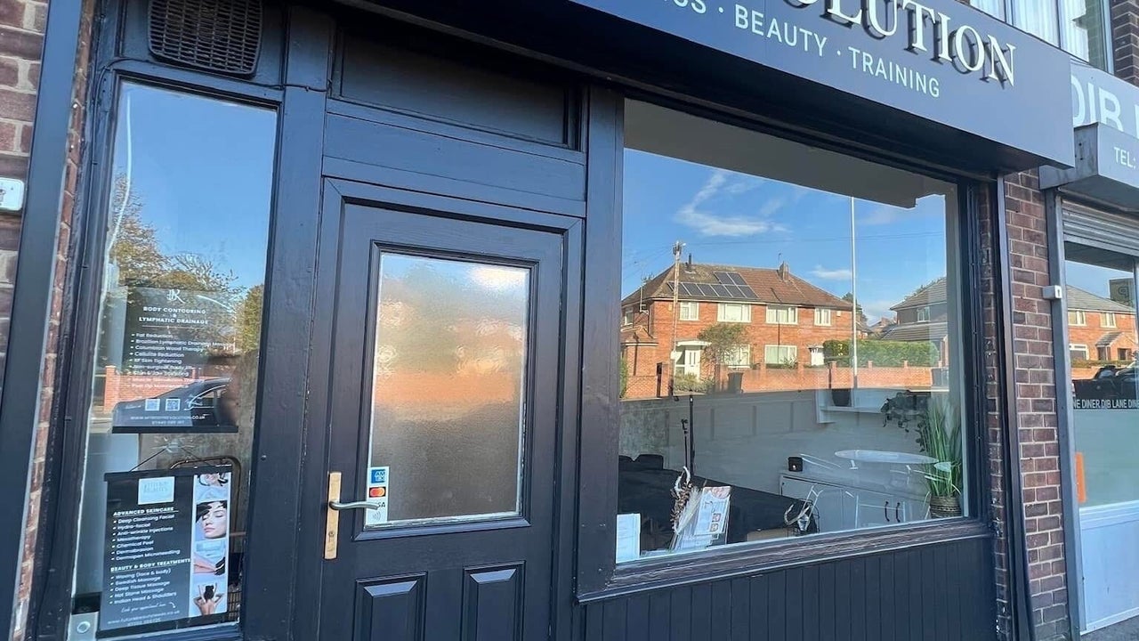 fc39c3e0-375e-429d-ab3f-7ded2cbbc5d6-bodyrevolutionaesthetics-gb-england-leeds-oakwood-fresha-7668422