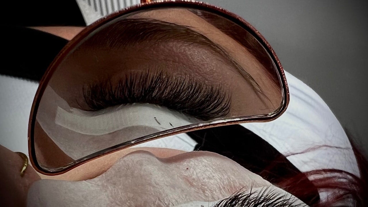 fd24b461-650c-4248-b952-3418fe393055-thehouseofbeauty-gb-england-oakley-fresha-8957277