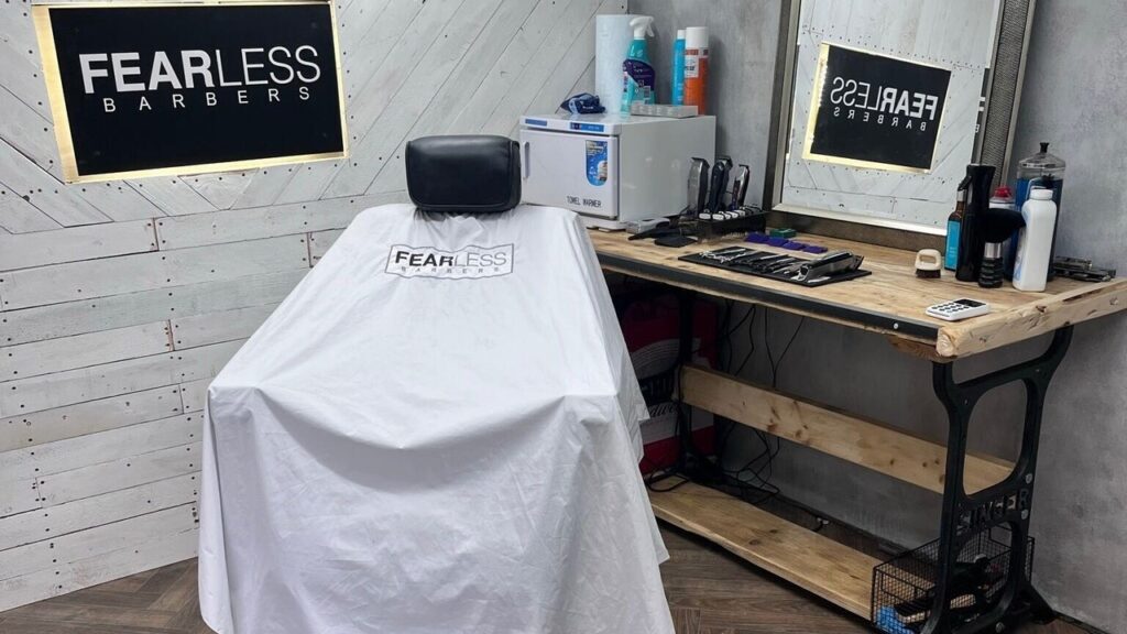 fda84ce6-10bf-4600-baea-0ea379b12158-fearlessbarbers-gb-england-glenfield-fresha-1418757