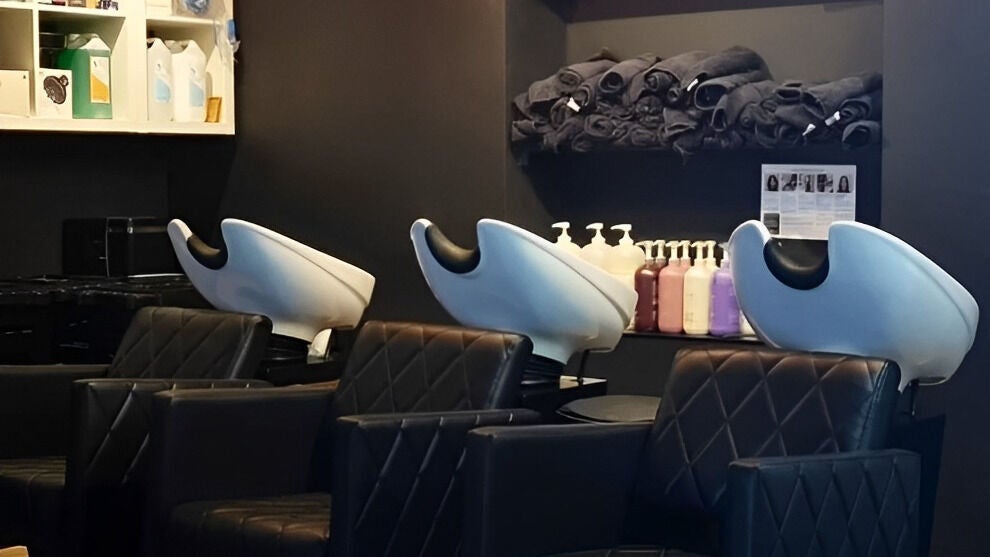 fdb61b26-068d-46a9-b6a7-4fbdeb7d21f7-elmacademy-gb-england-bacup-fresha-6430750