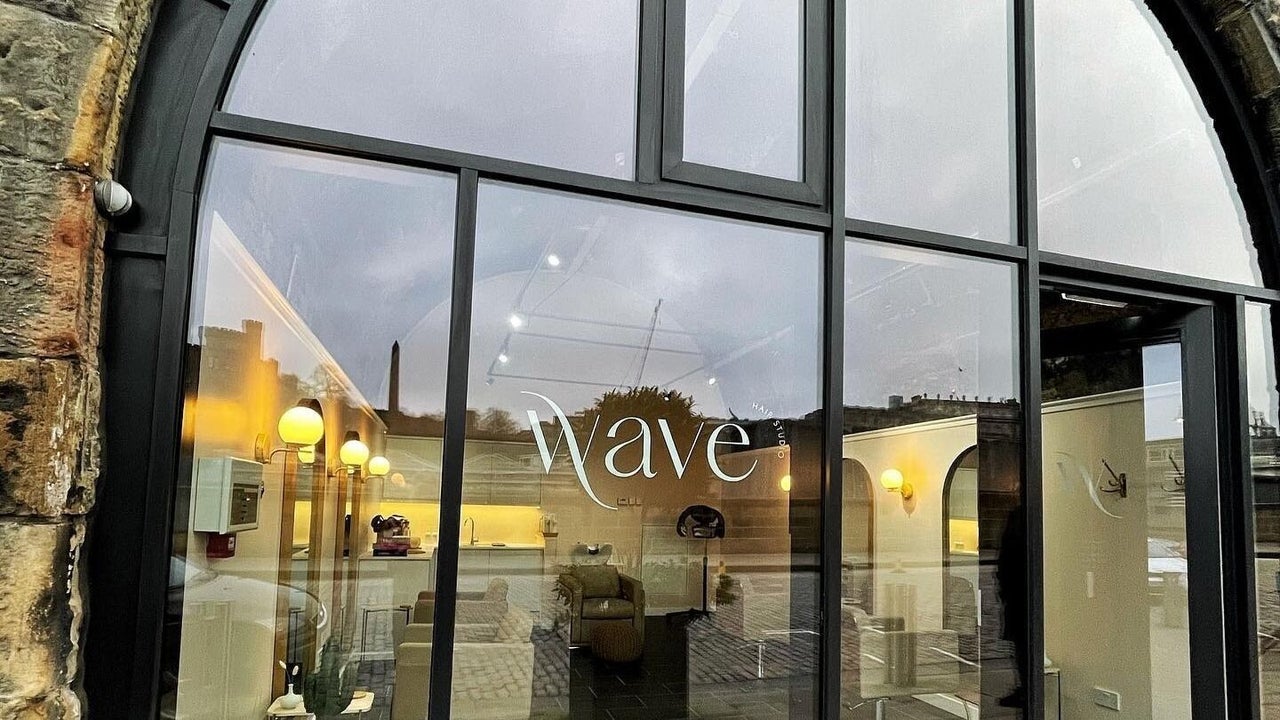 fdd57541-6261-45e8-9b8a-05ad6d97e758-ruthfurneauxhair-gb-scotland-edinburgh-fresha-8787101