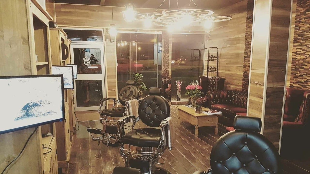 fe09a4ab-cbd7-4831-9a6e-15b0e50f83de-sharpscissors-gb-scotland-glasgow-fresha-3196470