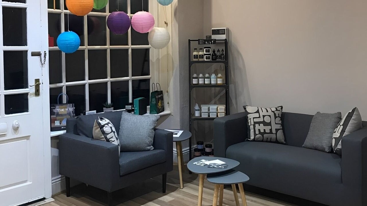 fe13a8aa-1c3c-4d7e-a2c8-f0869b21606c-nineteen2hairdressing-gb-england-roos-fresha-6967438