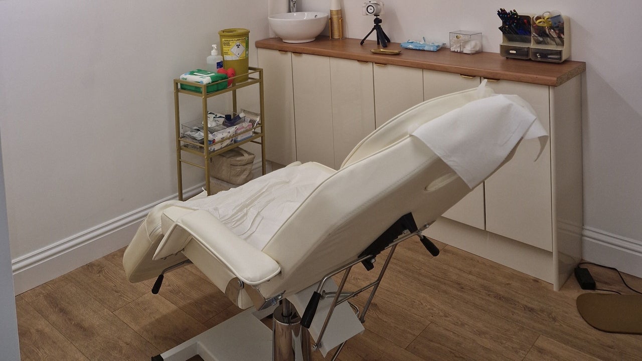 fe15cec2-0282-4adb-b8f9-8a6c92fcfd2d-thebeautyofaesthetics-gb-england-romford-collierrow-fresha-8296716