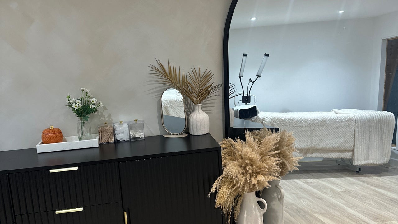 febe32ea-7d21-4053-8eb2-3f1654e2ddf4-lashedbyaimee-gb-england-nuneaton-fresha-3575955