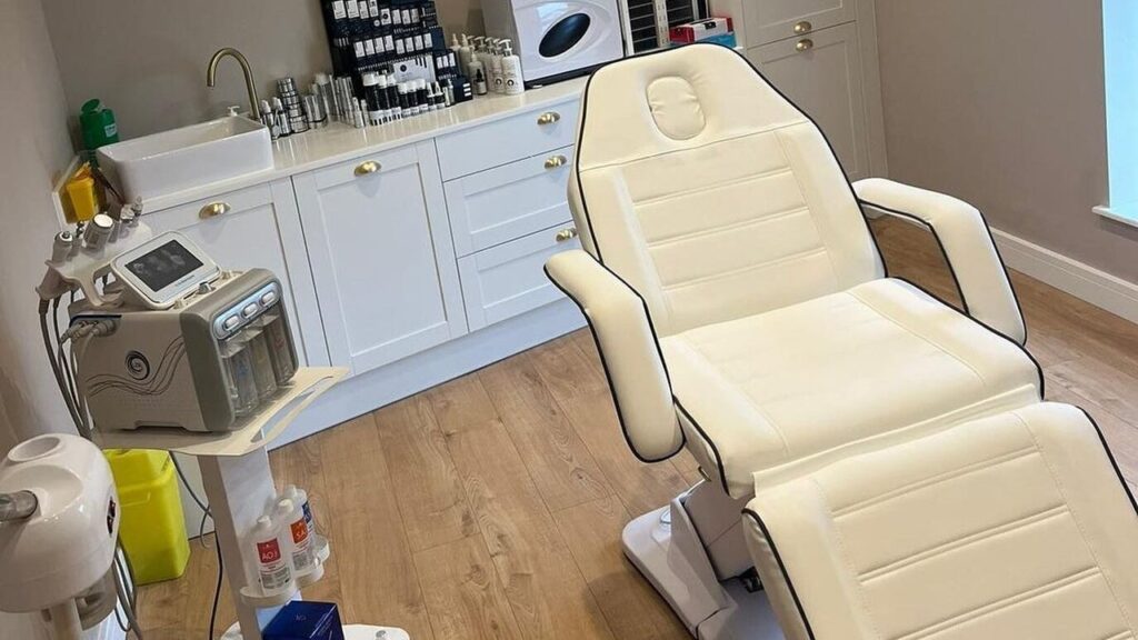 ff7b3ae6-b817-4925-a045-048bb9079372-solohouseltd-gb-wales-skewen-fresha-5558885