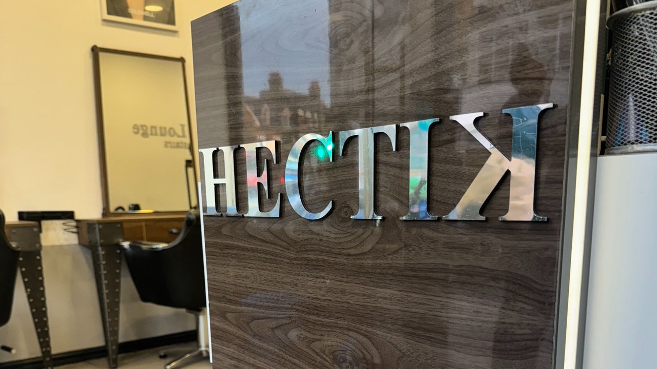 ff8ac94b-39a5-43ee-a26a-f155598d31ea-hectikhair-gb-england-bromley-fresha-8878003