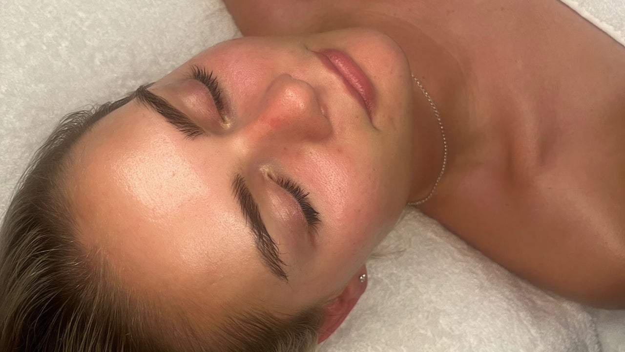 ffd921ae-f7e9-46a4-9d9e-36e2c127a8c2-blossomglowbeauty-gb-england-spalding-fresha-6366006