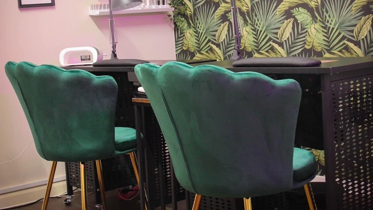 ffda75ce-2157-4a8e-b668-bdecd67f27aa-lucys-gb-england-redhill-southnutfield-fresha-6344220